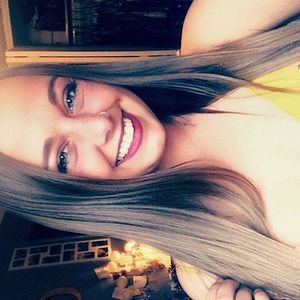 Meet your Posher, Cara